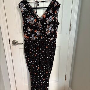Floral Black Sleeveless Jumpsuit